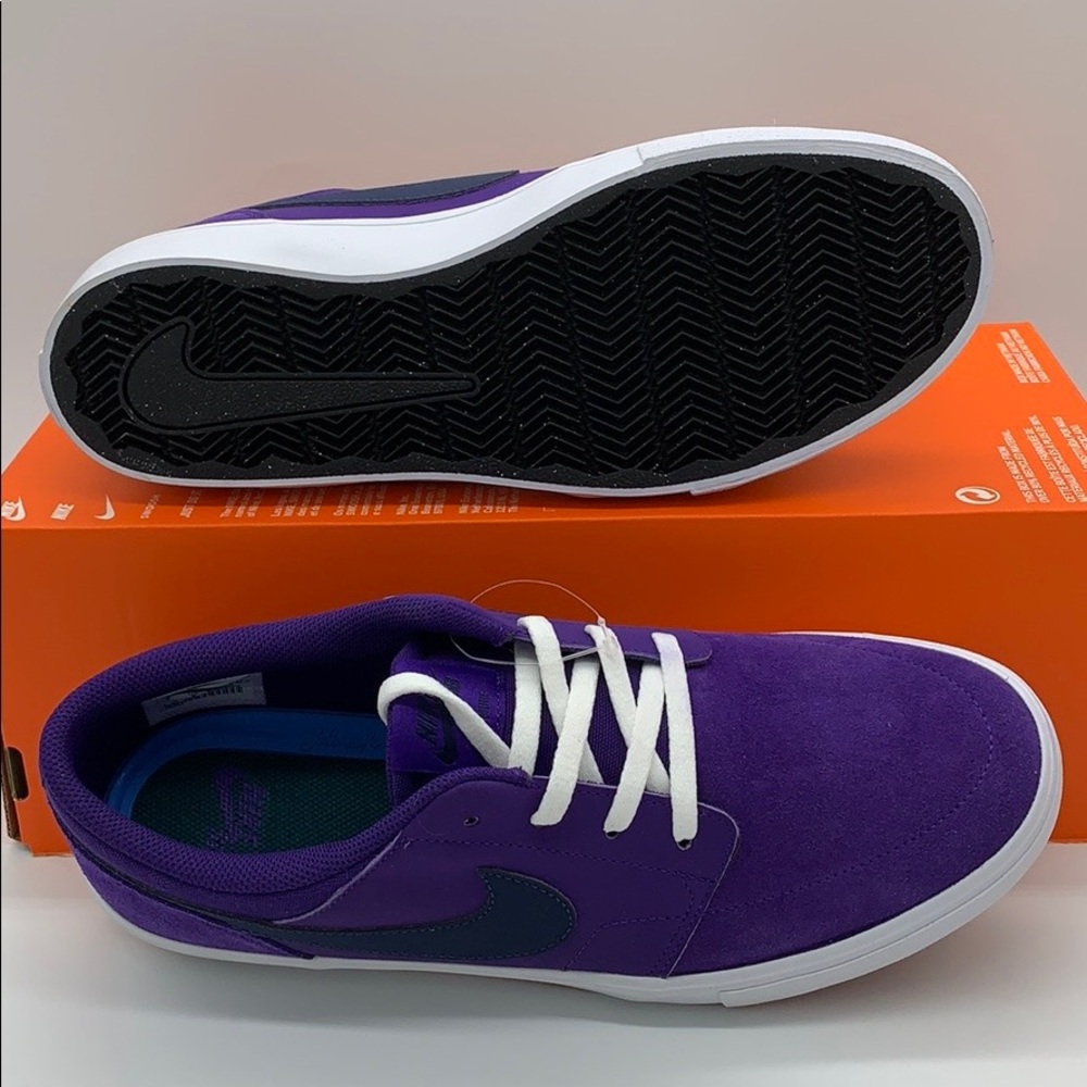 Nike men’s sneakers - Picture 3 of 16